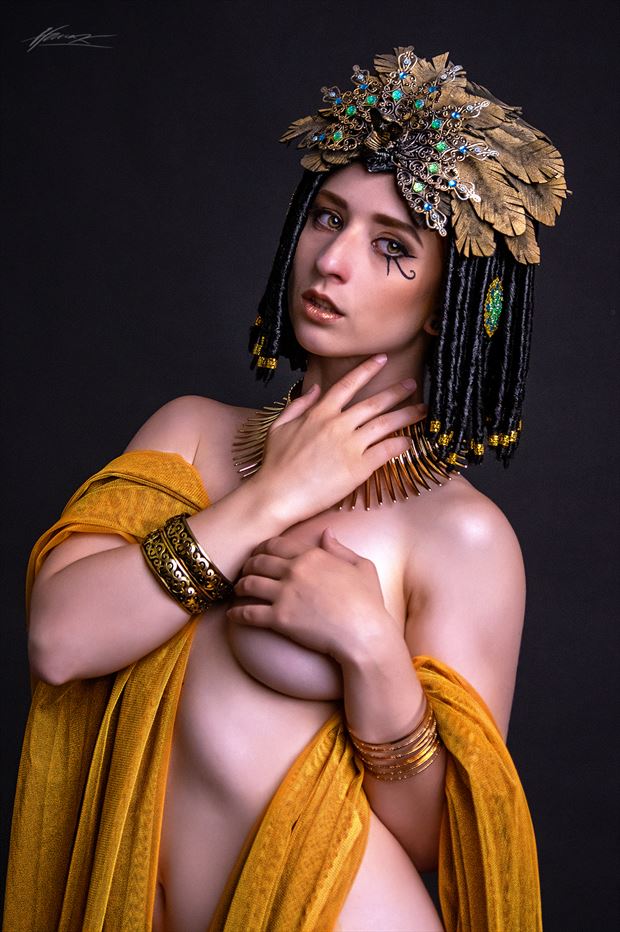 cleopatra photo by model lucy ginger