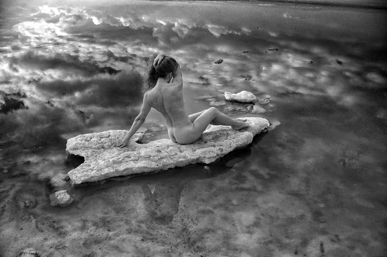 cloudscape artistic nude photo by model helen saunders