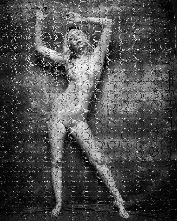 coiled up artistic nude photo by photographer lightworkx