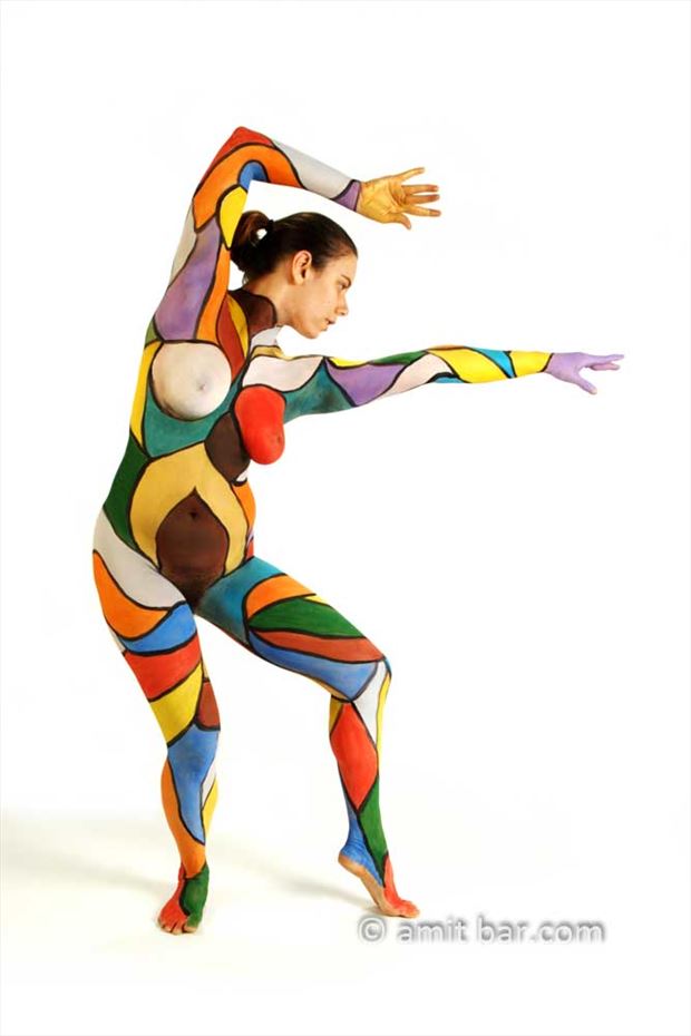 colorful i body painting artwork by photographer bodypainter