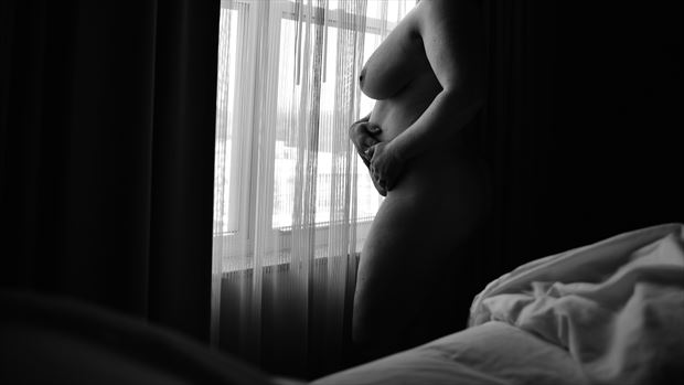 come back to bed artistic nude photo by photographer phoenix flower