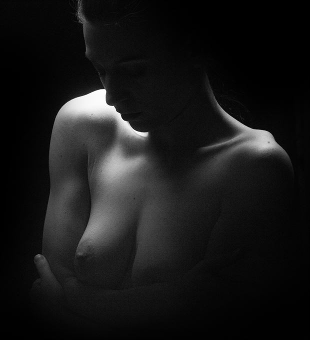 contemplation artistic nude photo by photographer mark hickman