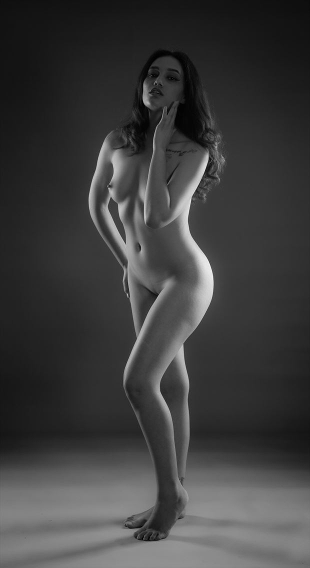 contours artistic nude photo by photographer allan taylor