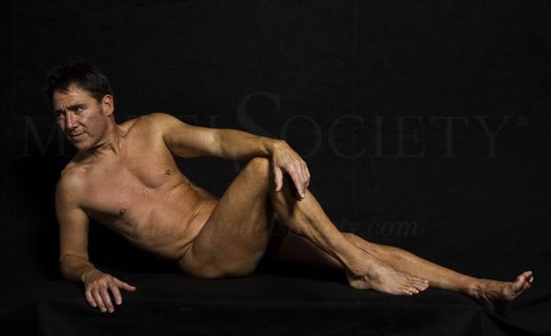 cosmopolitan man Artistic Nude Photo by Model skycladarts