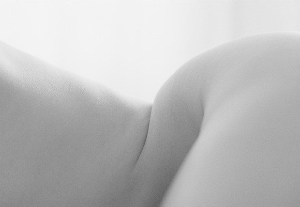 crease Artistic Nude Photo by Photographer eapfoto