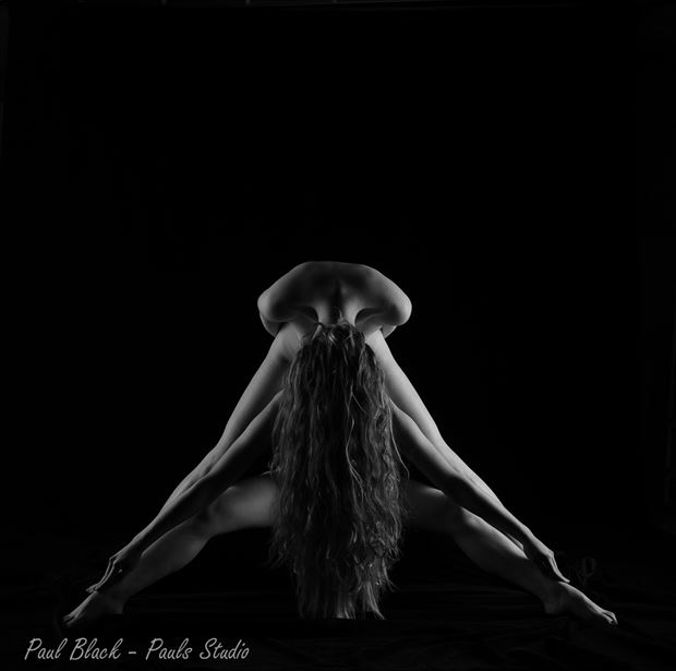 creative duo 15 artistic nude photo by photographer paul black