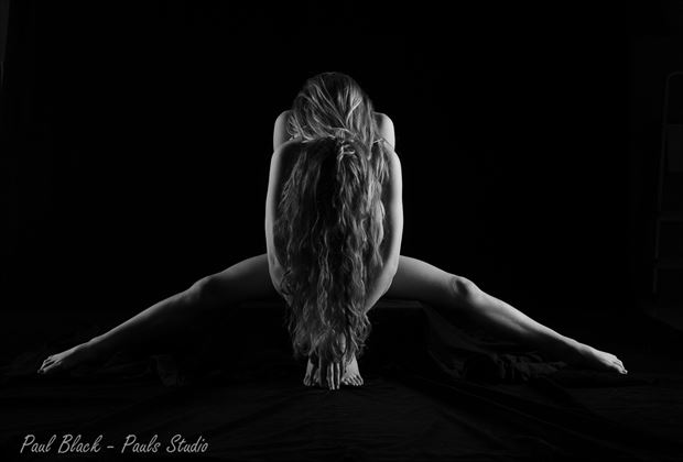 creative duo 6 artistic nude photo by photographer paul black