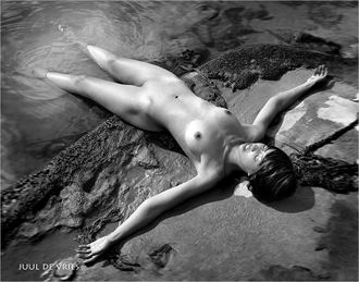 cross web artistic nude photo by model sabamodel