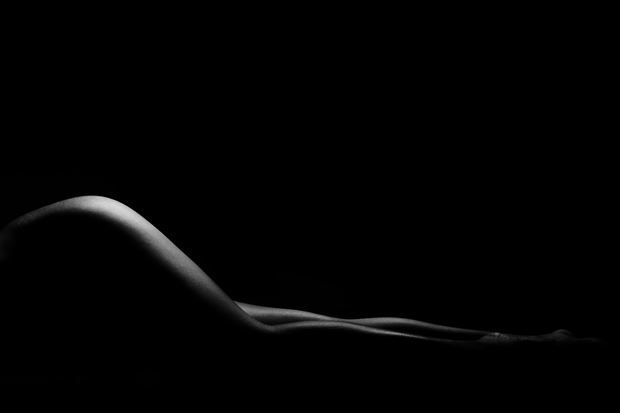 curves artistic nude photo by photographer anthony gordon