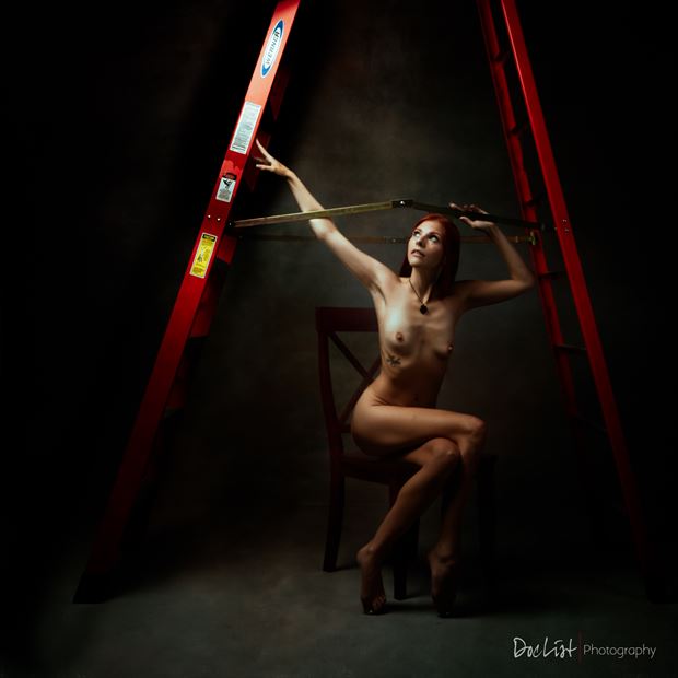 cyn under the ladder artistic nude photo by photographer doc list