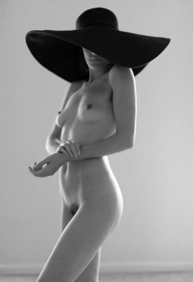 dakota artistic nude photo by photographer adrian stanwell