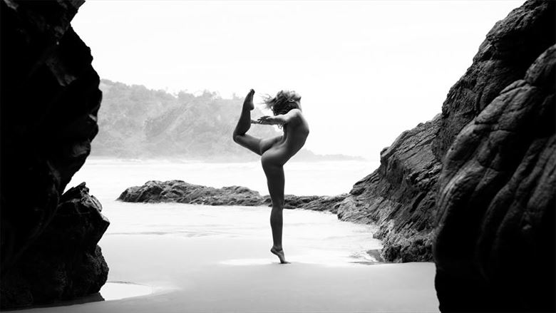 dance artistic nude photo by model riley jade