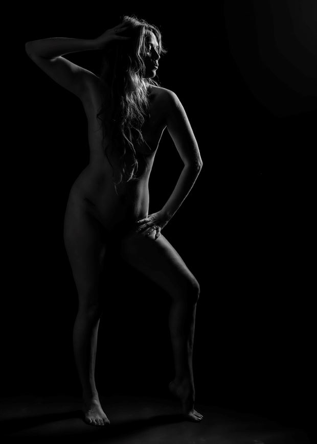 dance artistic nude photo by model sarabunnyxoxo