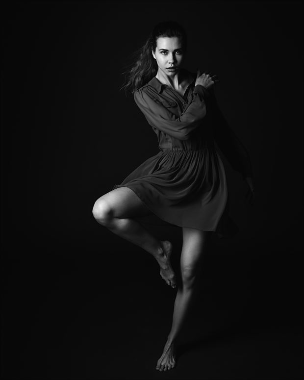 dancer chiaroscuro photo by artist mike nekim