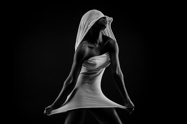 dancing in dishcloth studio lighting photo by photographer robhillphoto