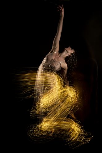 dancing spark sensual photo by photographer mondo