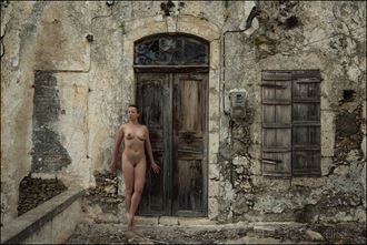 das alte dorf pt v artistic nude photo by photographer thomas illhardt