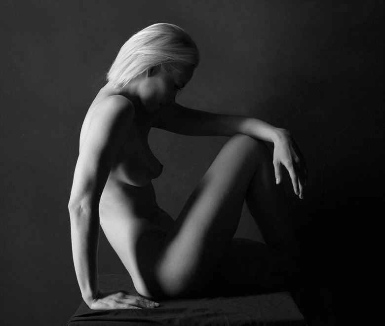 dascia artistic nude photo by photographer adrian