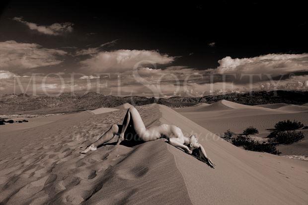 death valley national park ca artistic nude photo by photographer ray valentine