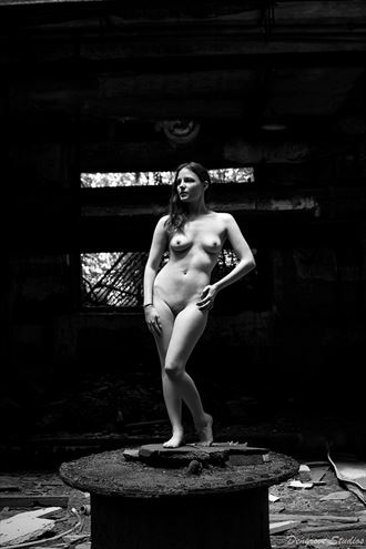 decaying worship artistic nude photo by model fallenecho