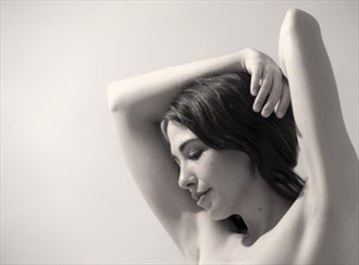 demure Implied Nude Photo by Photographer jeffprice