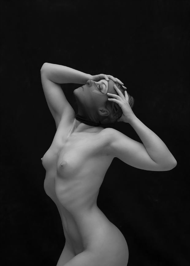 denier series artistic nude photo by photographer the appertunist