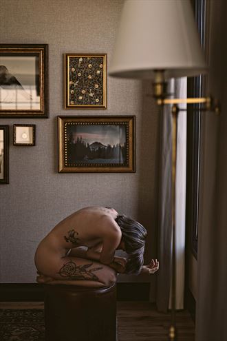 despair artistic nude photo by model elizabeth lee