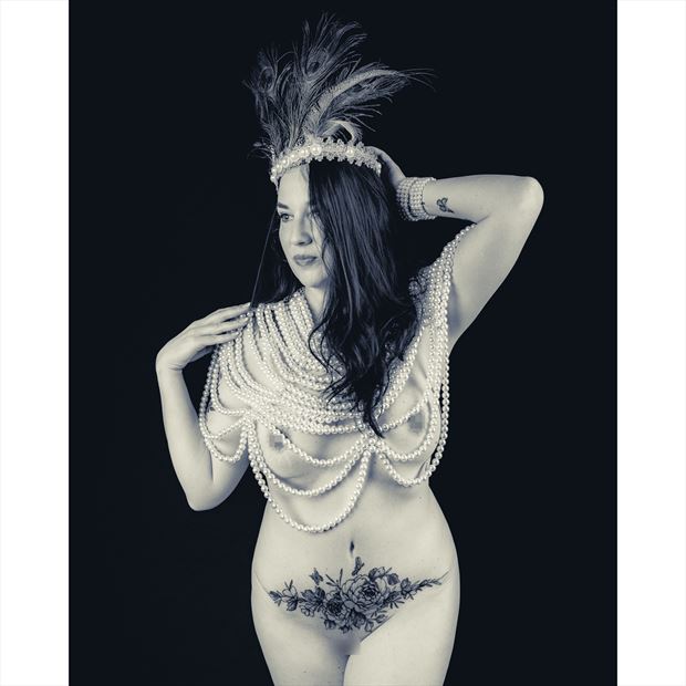 diva artistic nude photo by model eva marie