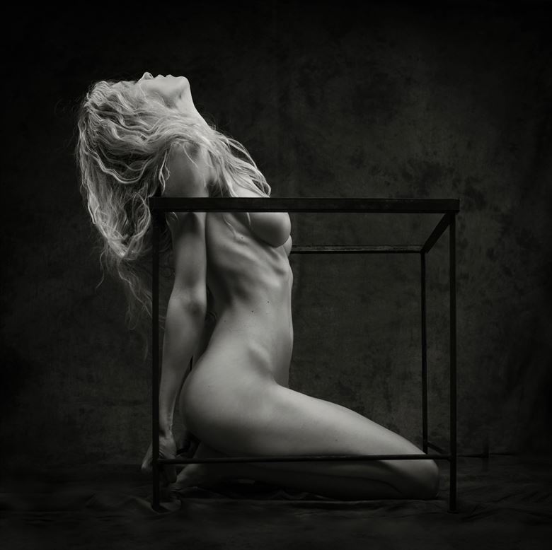 don t put me in a box artistic nude photo by model enola