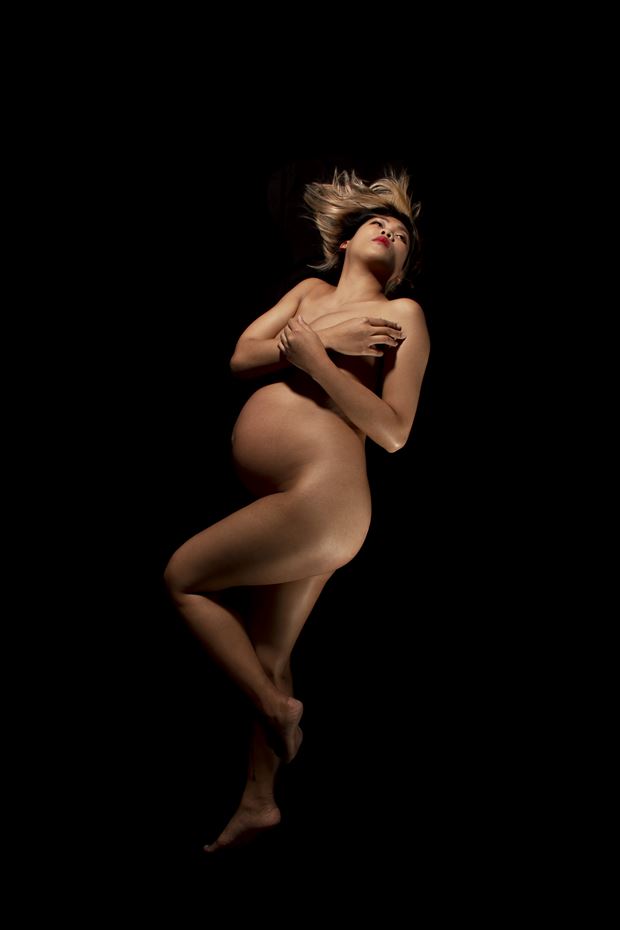dreaming of motherhood 1 4 in series artistic nude photo by photographer michael davis