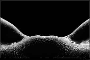 drops artistic nude photo by photographer thomas doering