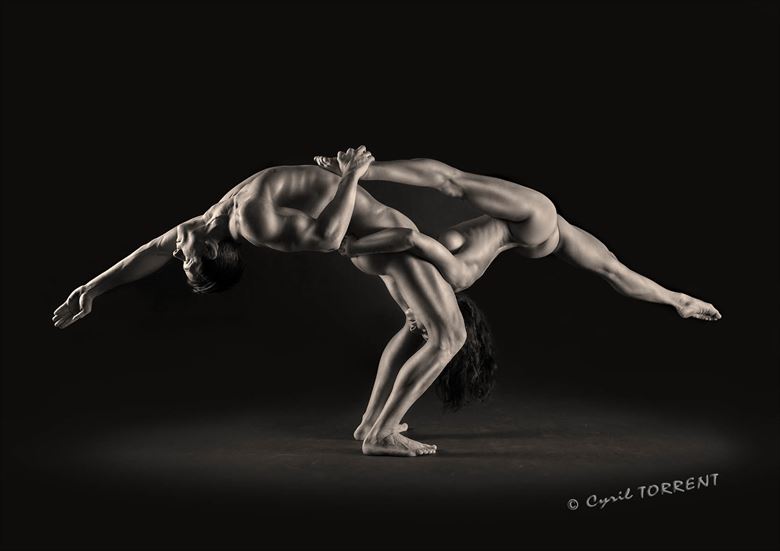 duo artistic nude artwork by photographer cyril torrent