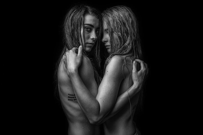 duo sensual photo by photographer luj%C3%A9an burger