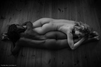 ebony and ivory artistic nude photo by photographer reto heiz