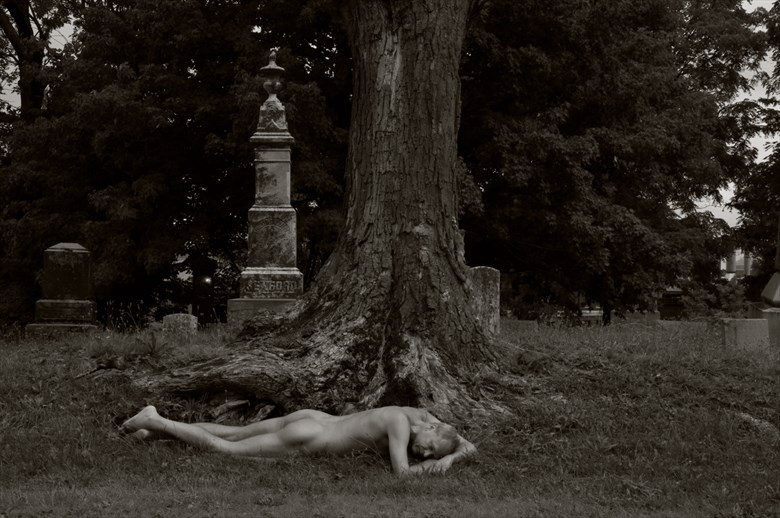 Graveyard Nude Art Photography Curated By Photographer Gpstack