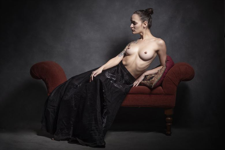 elegant woman artistic nude photo by model ayeonna gabrielle