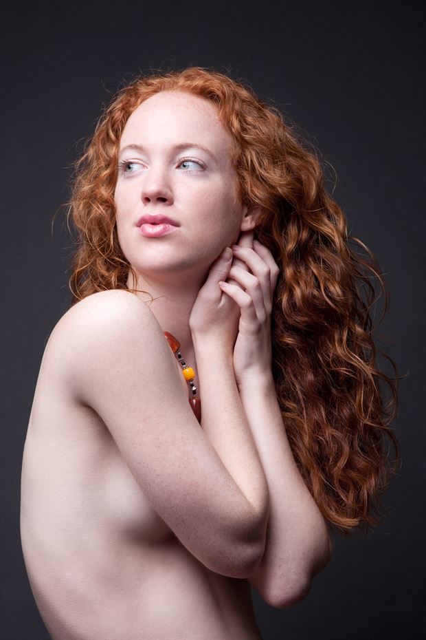 elizabeth artistic nude photo by photographer folome