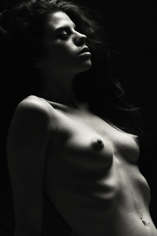 ella thrasher high contrast black and white i artistic nude photo by photographer bemymuse
