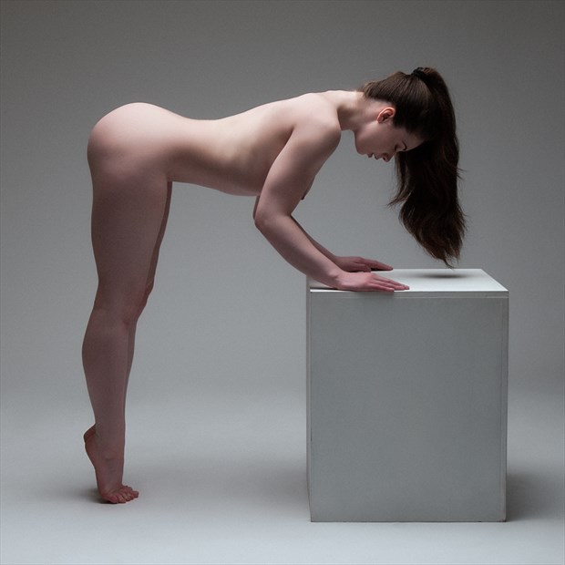 Nude Elle Beth Nude Model