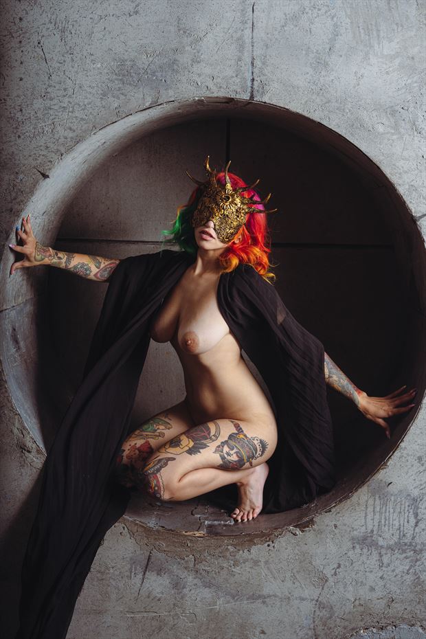 emergence artistic nude photo by photographer eldritch allure