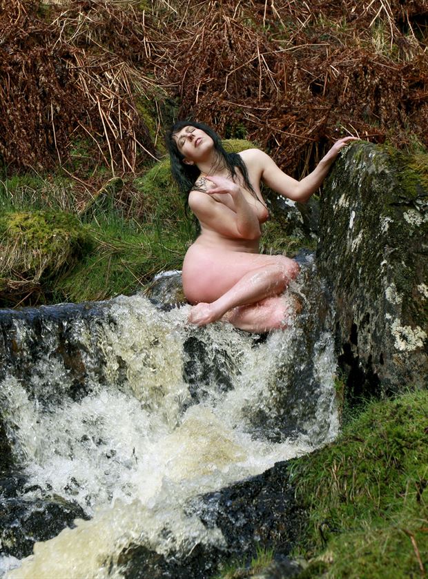 enchanted stream artistic nude photo by photographer ray h