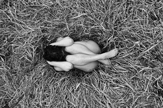 engulfed artistic nude photo by photographer madiouart