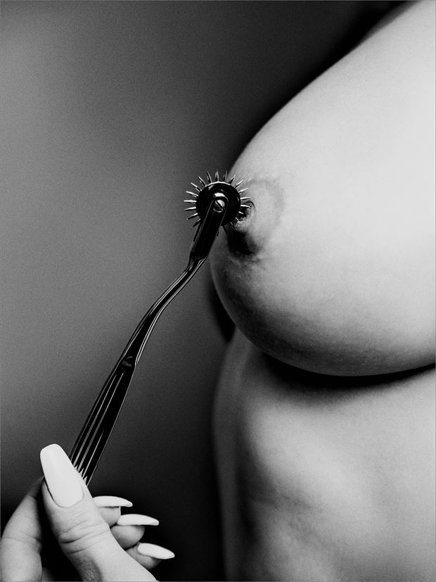 erotic fetish photo by photographer dave belsham