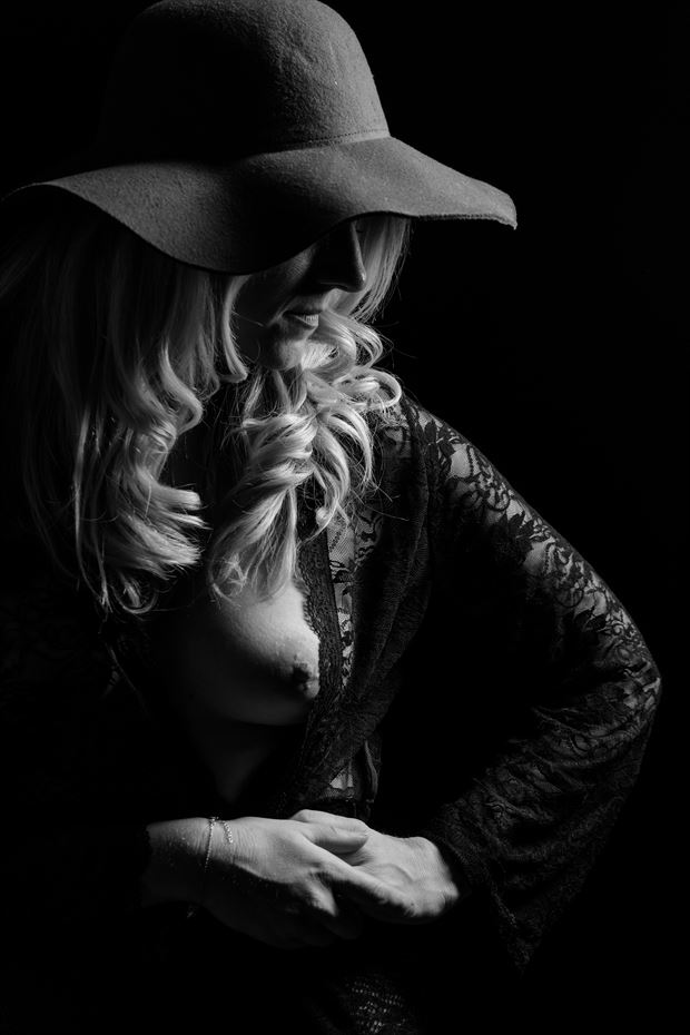 erotic silhouette photo by photographer jens schmidt