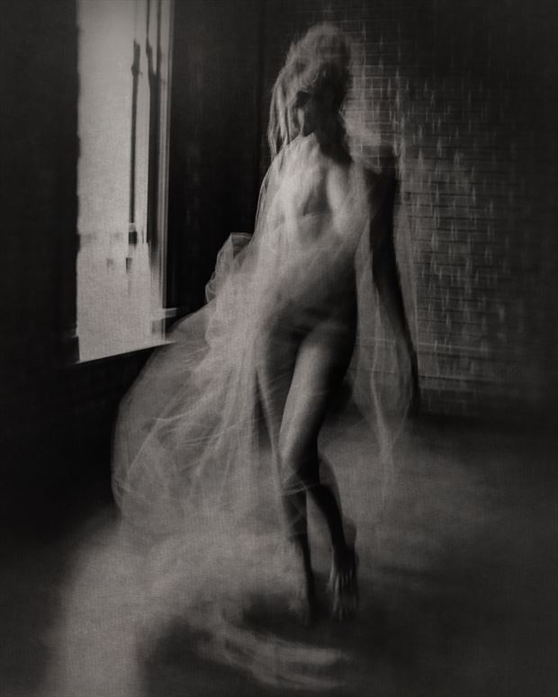 ethereal beauty artistic nude photo by photographer dave earl