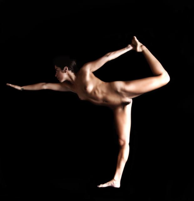 eva yoga artistic nude photo by photographer pblieden