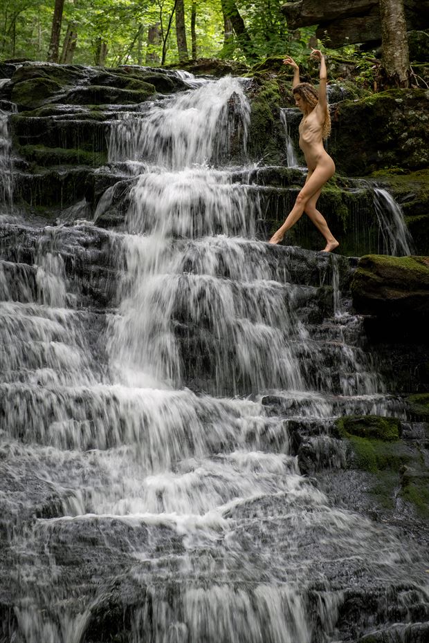 falls dance artistic nude photo by artist kevin stiles
