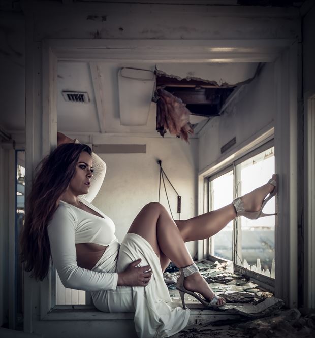 fashion architectural photo by model ceara blu