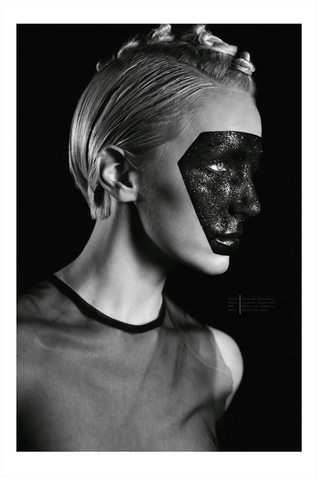 fashion experimental photo by model lilith etch