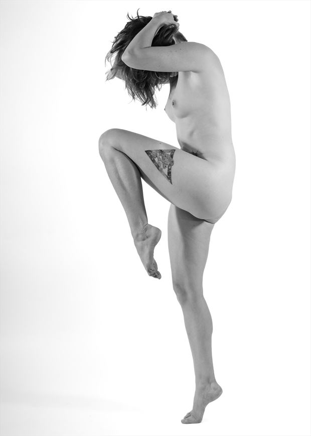 fearra study x artistic nude artwork by photographer photo kubitza